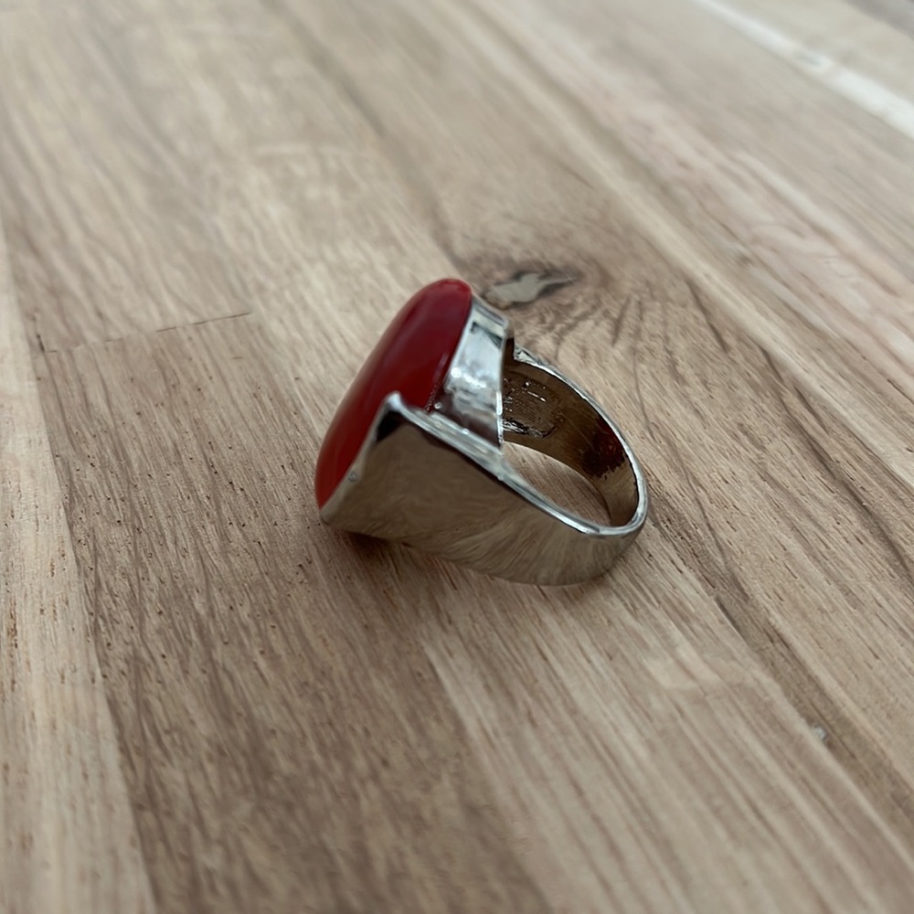 Ring - Picture 2 of 4
